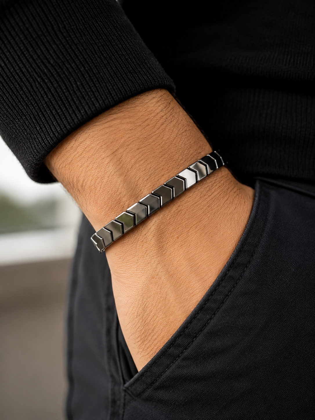 Obsidian V-Link Bracelet
